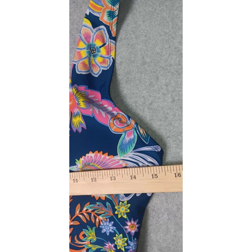 BCBGMaxAzria Women's Floral Paisley Lace-Up VNeck One Piece Swimsuit Size L Boho - Picture 9 of 13